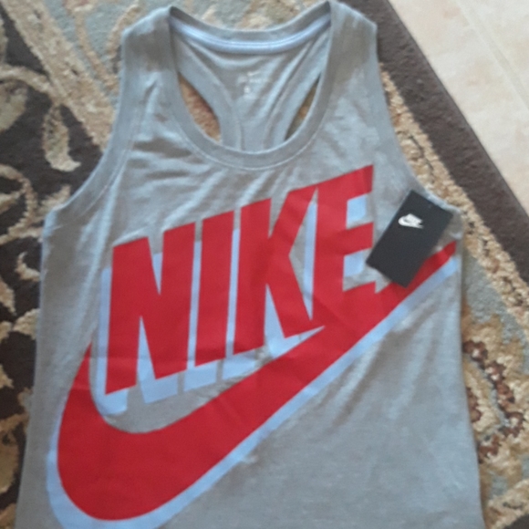 Nike ladies tank top - Picture 8 of 8